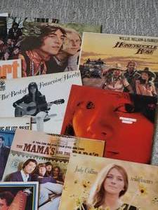 lot 70B image: Classic Vinyl Vintage LP Record Collection - Folk Heroes