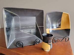 lot 35 image: Maren Kloppmann Art Pottery  4 Piece Collection