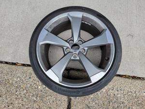 lot 84 image: Audi Rims with Continental 24535 R 19 XL, set of 4