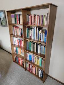 lot 327 image: Ash Tone Oak Bookcase