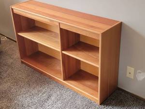 lot 62 image: Cherry Finish Bookshelf