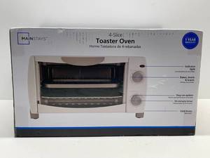 lot 22 image: New 4 Slice Toaster Oven