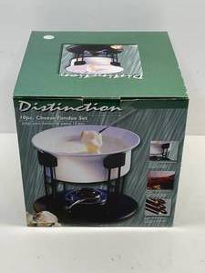 lot 32 image: Cheese Fondue Set