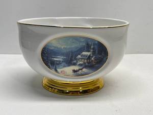 lot 72 image: Thomas Kinkade Painter of Light Decorative Bowl