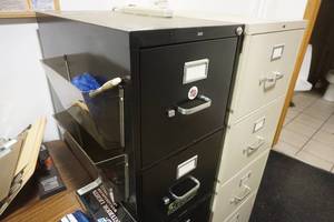 4 Drawer Upright Metal File Cabinet