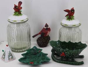 lot 4 image: Glass Jars, Lefton Dish & misc