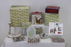 lot 31 image: Precious Moments & more