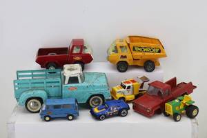 lot 62 image: Tonka Trucks