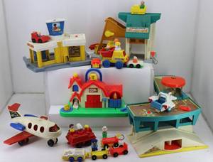 lot 66 image: Fischer Price Vintage Toys
