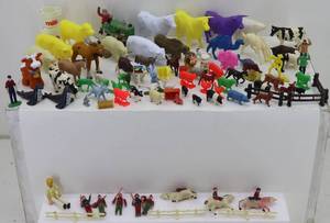 lot 76 image: Mostly Farm Animals