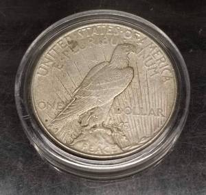 1923-S PEACE SILVER DOLLAR IN AIRTITE HOLDER