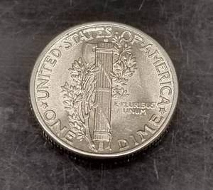 1942 US MERCURY DIME AU58