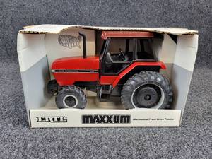 lot 15 image: ERTL Case IH MAXXUM 5130 FWD Tractor Die Cast 116 Scale Tractor in Original Box