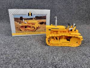 lot 37 image: ERTL International Harvester TD-340 Crawler 116 Scale Die Cast Crawler - Special edition from the Toy, Truck N Construction Show - In Original Box