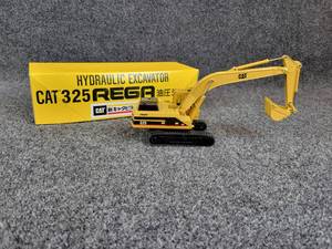 lot 50 image: REGA Caterpillar 325 Excavator 150 Scale Die Cast w Original Box Made in Japan