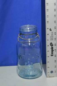 lot 28 image: Atlas E-Z Seal Glass jar with lid