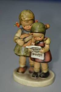 lot 56 image: Hummel Close Harmony