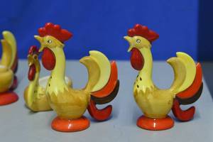 lot 104 image: Howard Holt Roosters