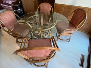 lot 32 image: Vintage Round Rattan Kitchen Table and Chairs