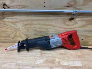 lot 11 image: MILWAUKEE 12 Amp 1-18 in. Stroke SAWZALL Reciprocating Saw