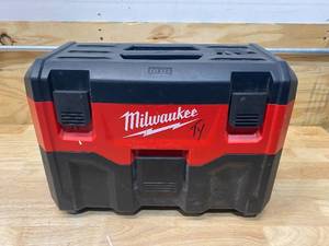 lot 14 image: MILWAUKEE M18 18-Volt 2 Gal. Lithium-Ion Cordless WetDry Vacuum (Tool-Only)