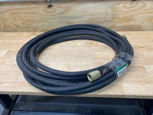 lot 137 image: Water Hose