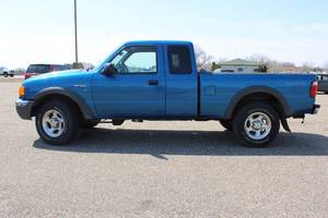 lot 10A image: 2001 Ford Range Super Cab - 4X4