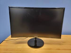 24 CF390 Curved LED Monitor Valued  $190