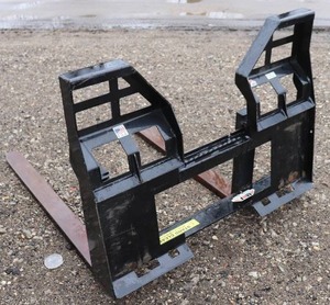 Heavy Duty 42 Pallet Forks