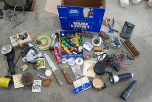 Vintage Goodies Containers, Watche...