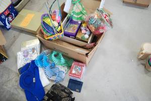 Holiday Lot (Christmas, Easter, Val...