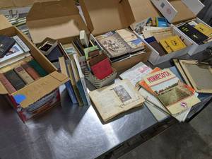 Variety of Vintage Cookbooks, Antiq...