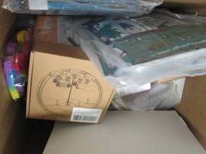 box of umbrella light, neck gaitors...