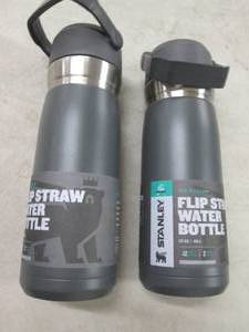 lot of 2 stanley 22oz flip straw wa...