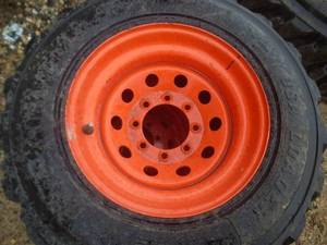 Skyjack Solid Tire Set