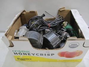 lot 579 image: Lot of USED AS-IS Power Tools - Nailers and Drivers