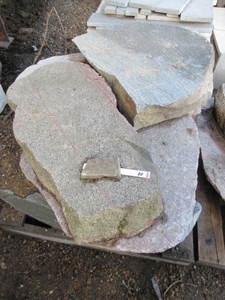 SAWN BOULDER STEPS - ONE PALLET
