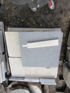 MISC. TRAVERTINE PIECES - ONE PALLET