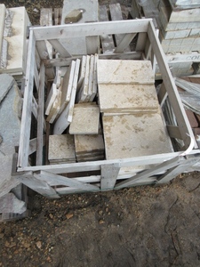 TRAVERTINE PIECES - ONE PALLET