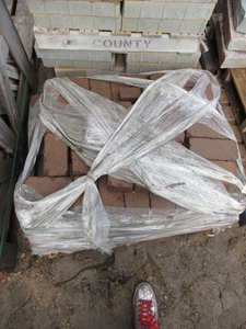 BRICK PAVERS - ONE PALLET
