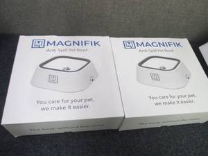 lot 2 image: 2 Magnifik Anti Spill Pet Bowls...