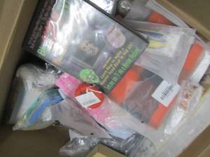 lot 52 image: Box of Small Overstocks & Returns...