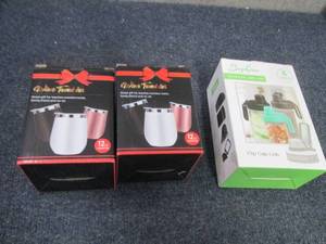 lot 81 image: 2 Gift Wine Tumblers, 4pk Pour Caps...