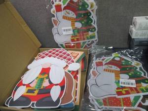lot 138 image: 3 pks Holiday Yard Signs...