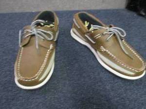 lot 187 image: Mens Island Surf Cod Boat Shoes Siz...