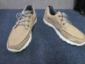 lot 194 image: Mens Island Surf Atlantic Boat Shoe...