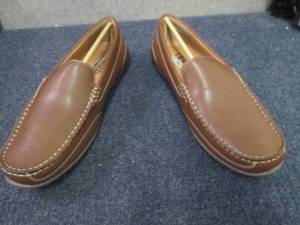 lot 205 image: Izod Brandon Mens Shoes Size 10.5 M...