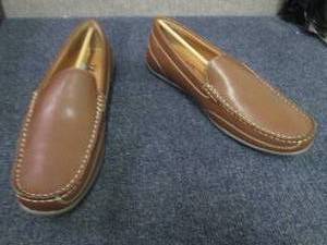 lot 207 image: Izod Brandon Mens Shoes Size 10.5 M...