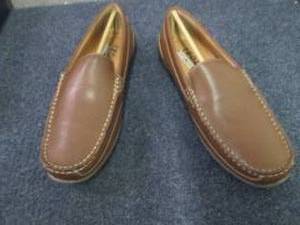 lot 210 image: Izod Brandon Mens Shoes Size 10.5 M...