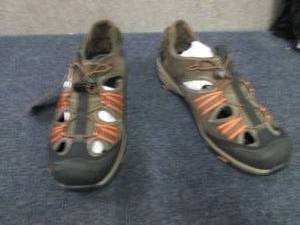 lot 230 image: Pacific Mountain Dawson Mens Sand...